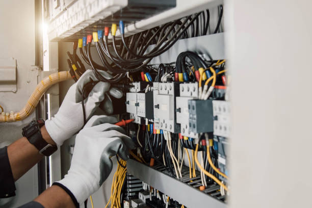 Best Electrical Contractors for Businesses  in Brentwood, NY